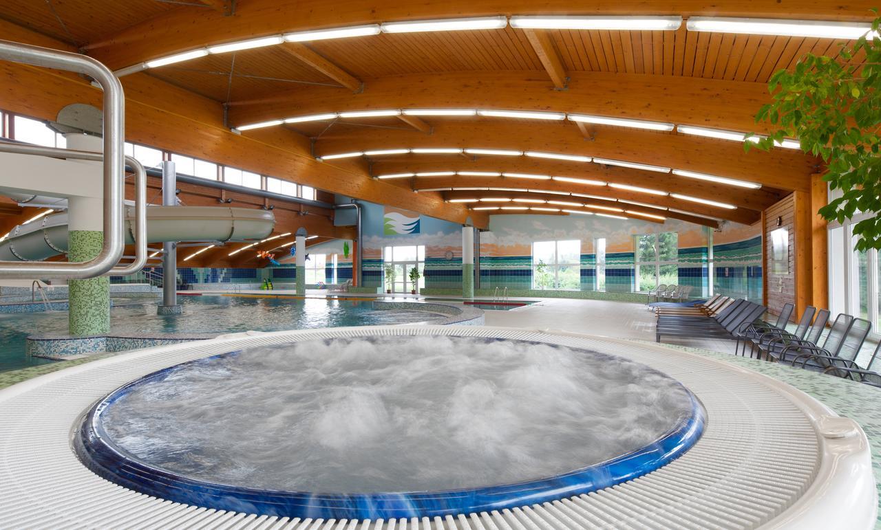 Lipno Wellness - Frymburk Hotel Private Family Room エクステリア 写真