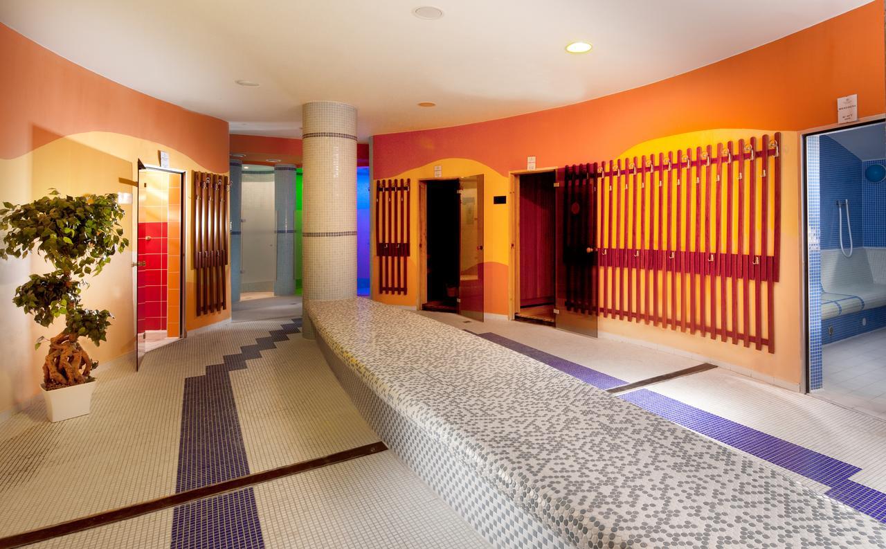 Lipno Wellness - Frymburk Hotel Private Family Room エクステリア 写真