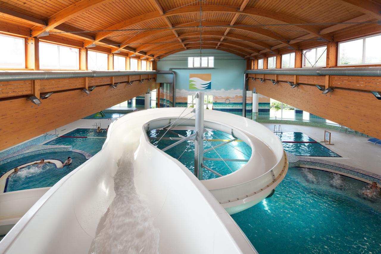 Lipno Wellness - Frymburk Hotel Private Family Room エクステリア 写真